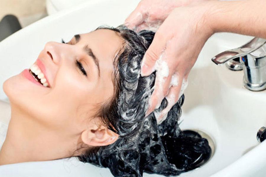 Gội đầu thư giãn nuôi dưỡng và phục hồi tóc